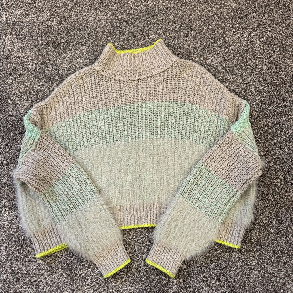 Tricotez Mint and Gray Turtleneck Sweater